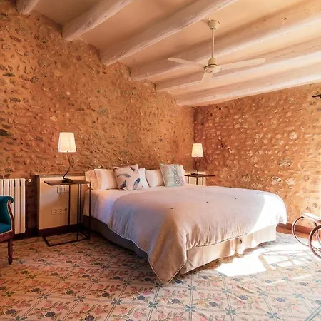 Hotel Casa Anamaria 4*