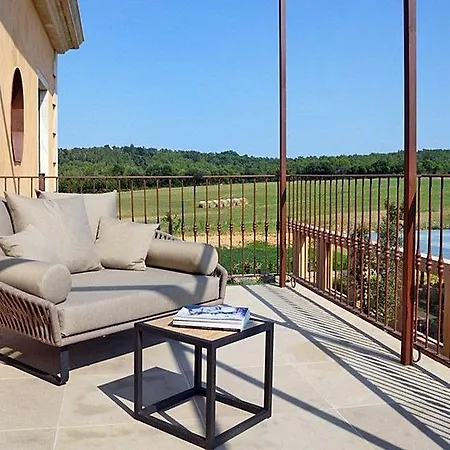 Hotel Casa Anamaria 4*