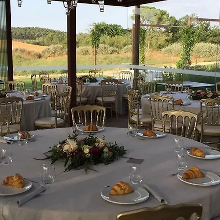 Hotel Casa Anamaria 4*